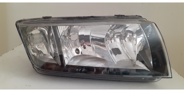 SKODA FABİA SAĞ (04/08) HALOJEN